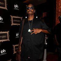 Snoop Dogg walks the red carpet at Gallery Nightclub at Planet Hollywood  | Picture 132266